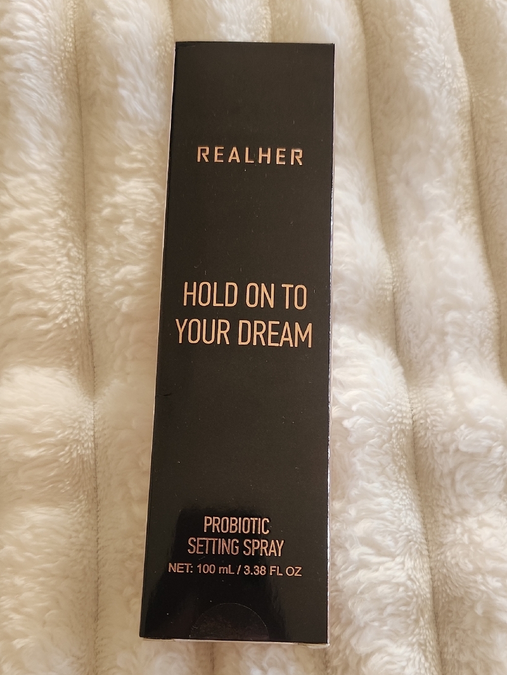 RealHer HOLD ON TO YOUR DREAM Probiotic Setting Spray.